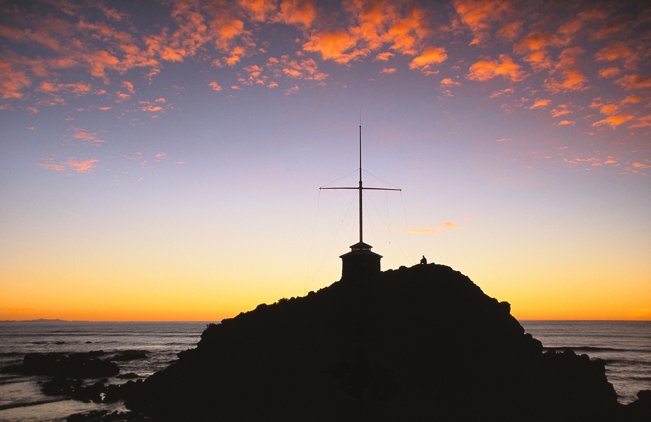 Cave rock, sumner beach, christchurch — Sing Your Way to Success: The Professional Perks of Karaoke Employment
